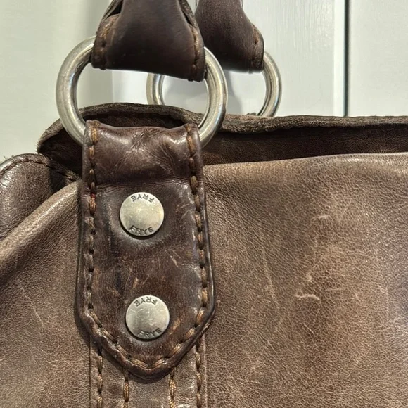 Frye Brown Leather Shoulder Bag with Structured Design - Picture 2 of 15